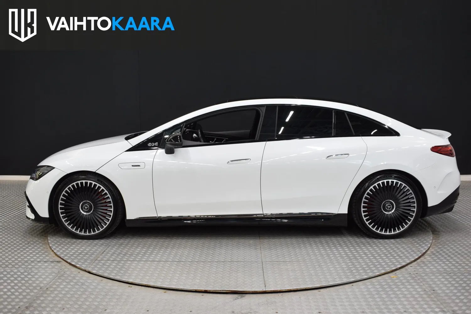 Mercedes-Benz EQE 53 4MATIC 2023, photo 3/65