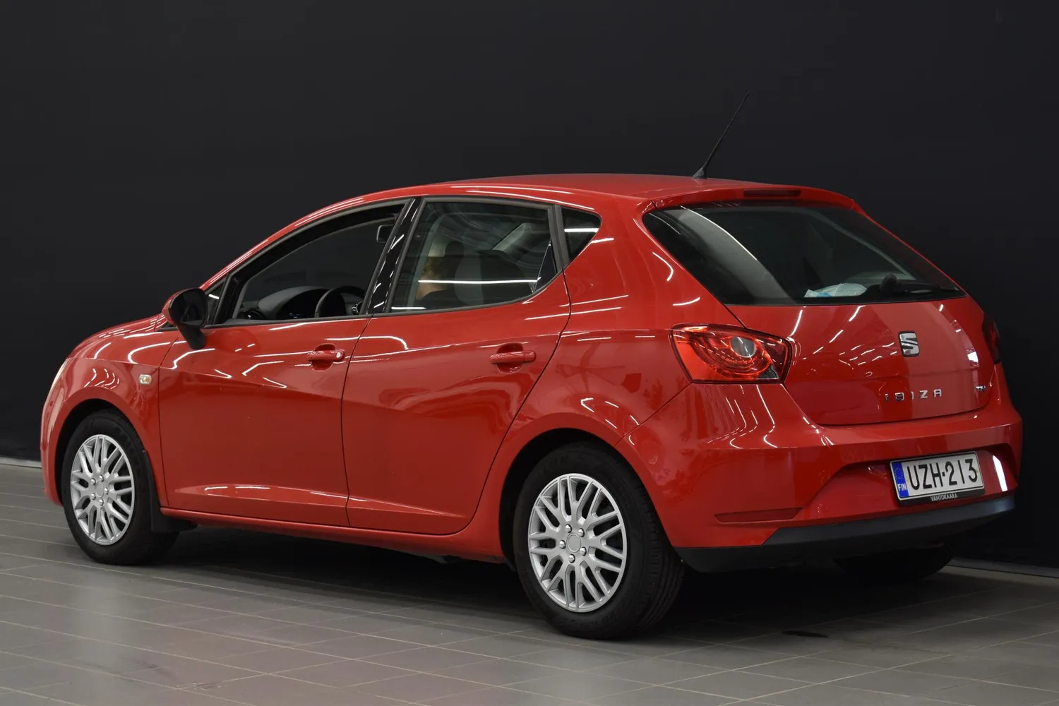 Seat Ibiza 1,2 TSI 90 Style 2016, photo 6/25