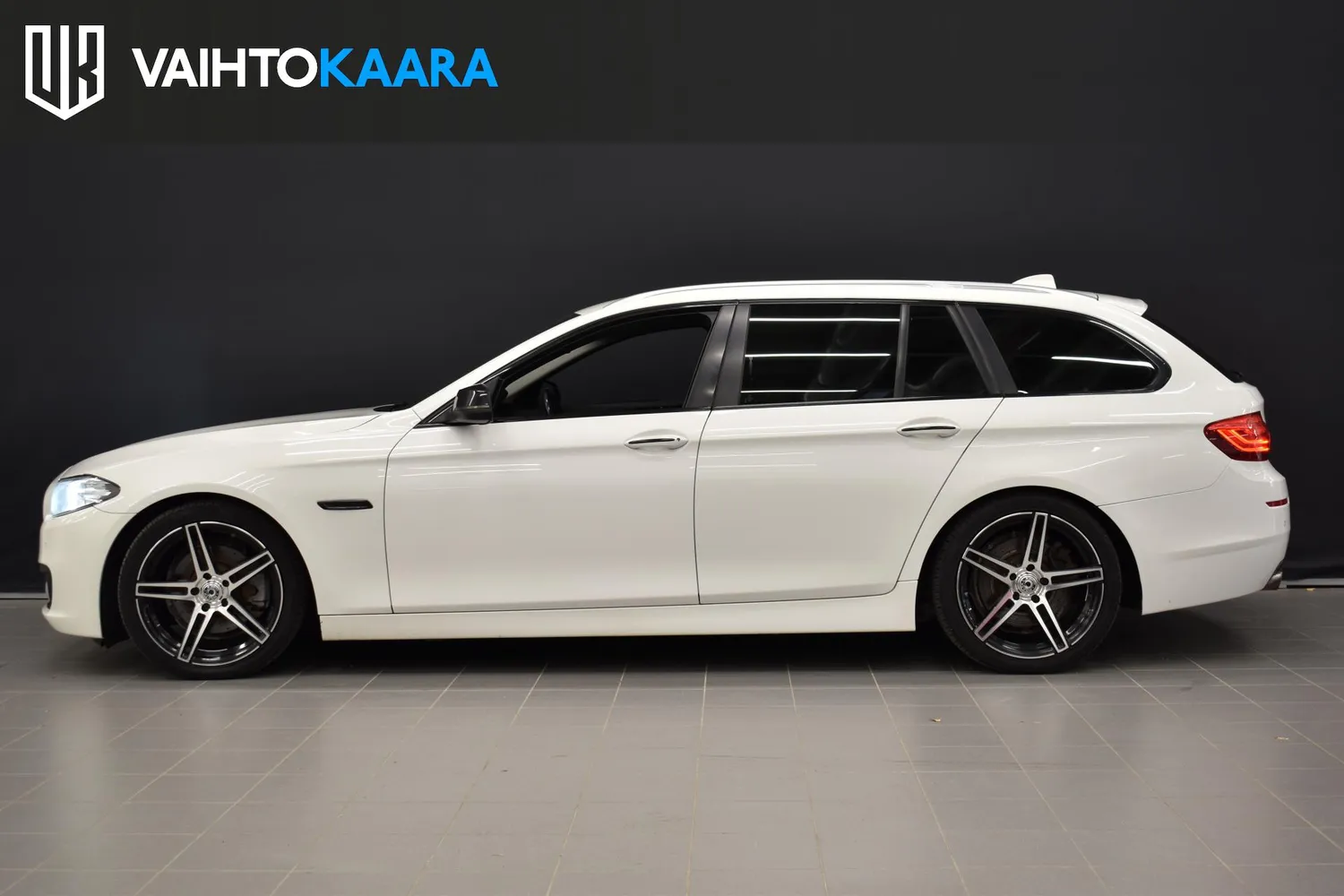 BMW 518 2017, bild 3/27