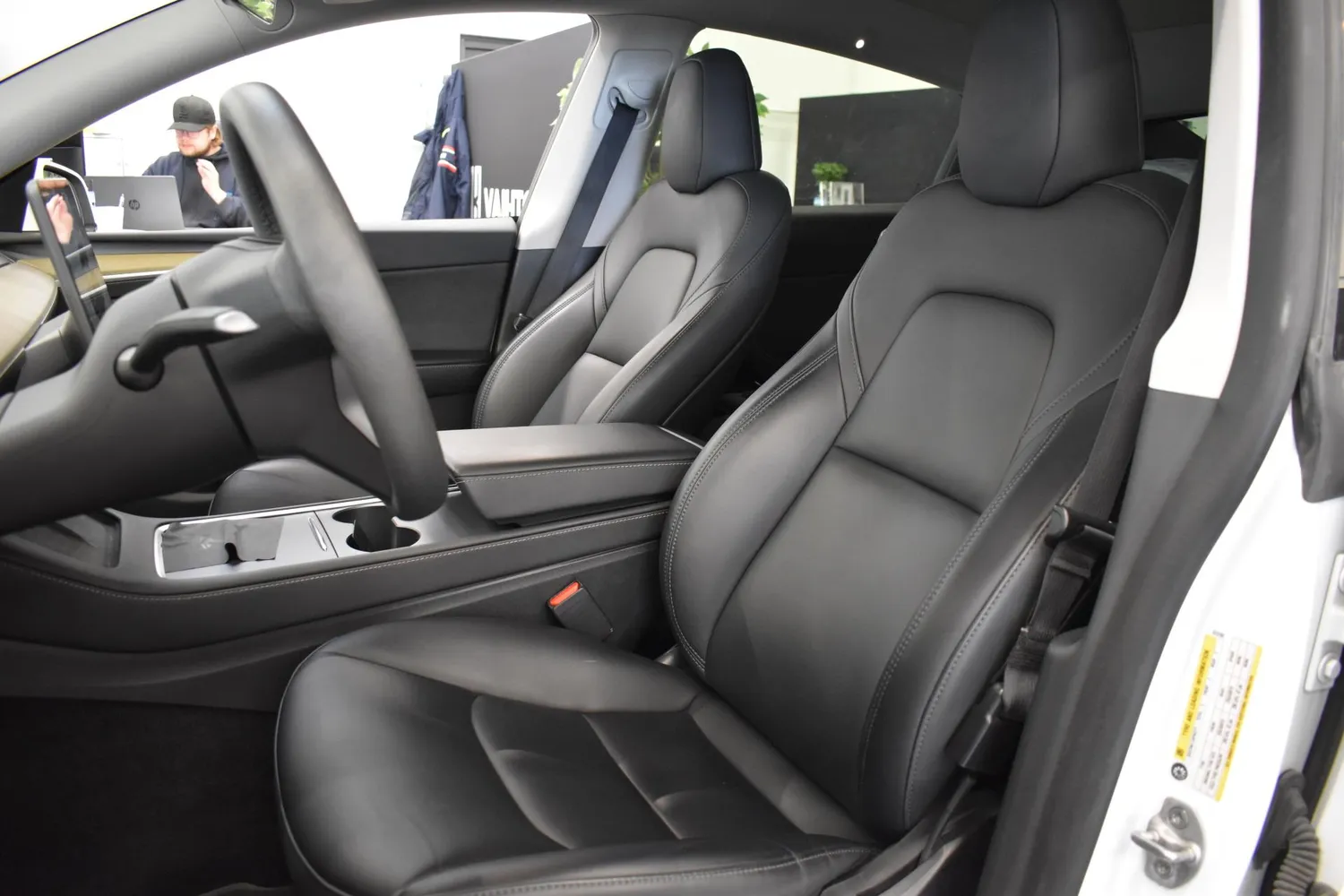 Tesla Model Y RWD Aut 2023, kuva 7/18