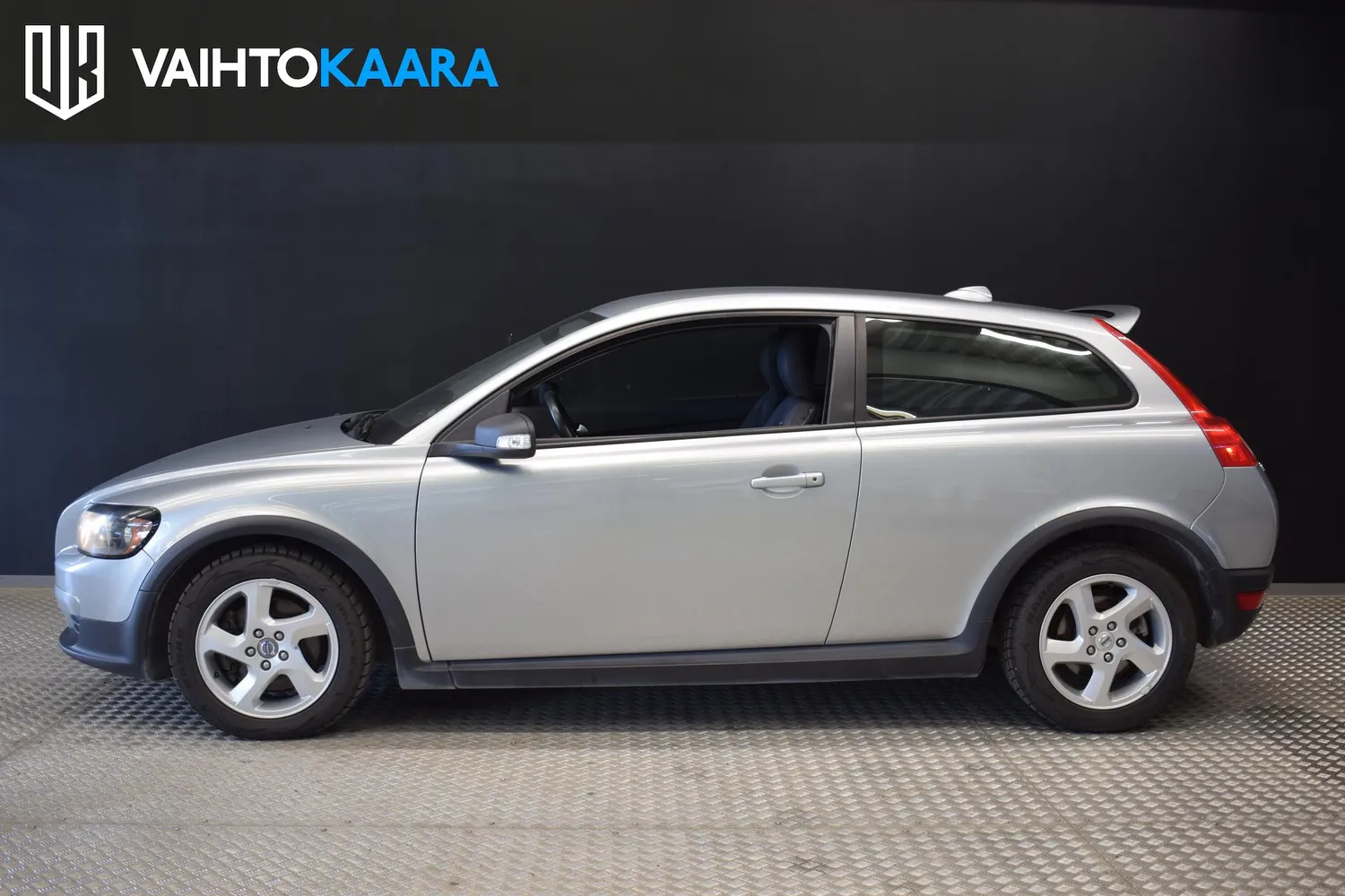 Volvo C30 T5 (220 hv) Kinetic aut 2007, photo 3/24