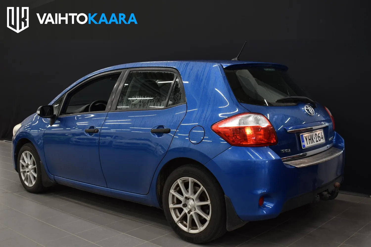 Toyota Auris 2011, photo 5/10