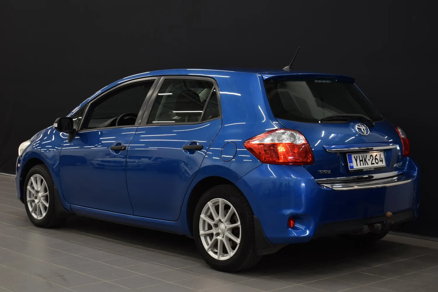 Toyota Auris 2011, bild 5/20