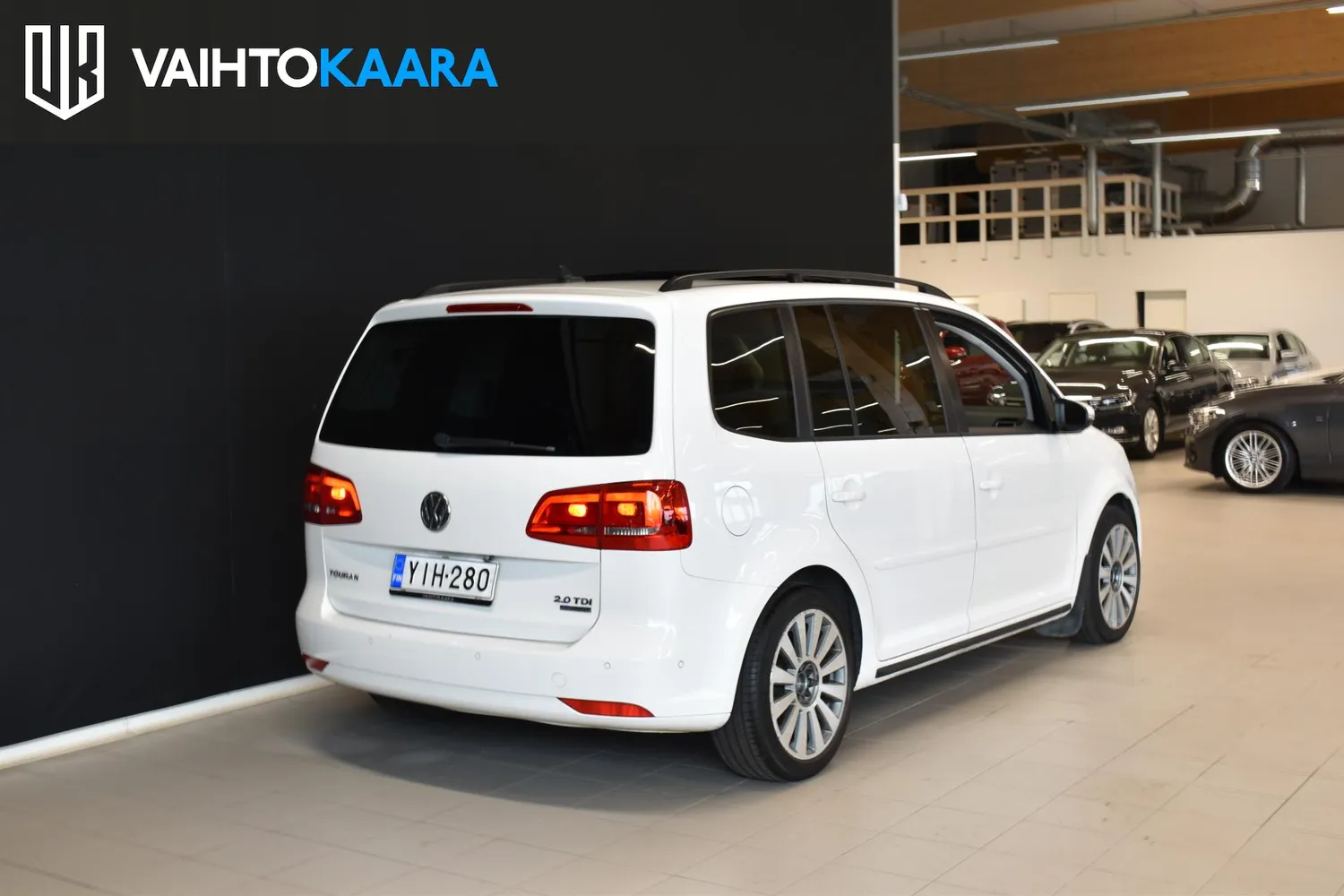 Volkswagen Touran 2013, kuva 6/27