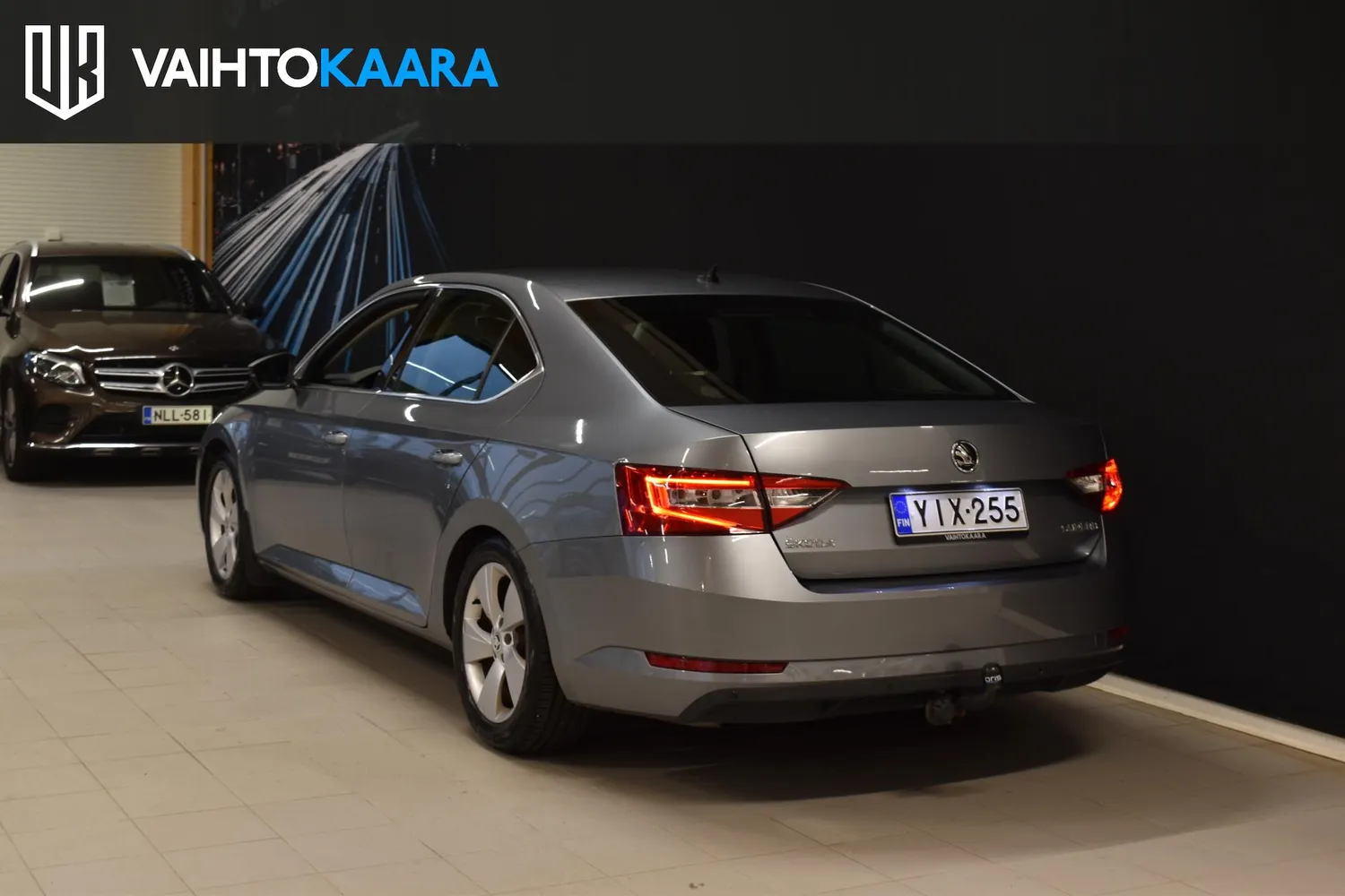 Skoda Superb 2,0 TDI 150 Ambition 2015, bild 5/23