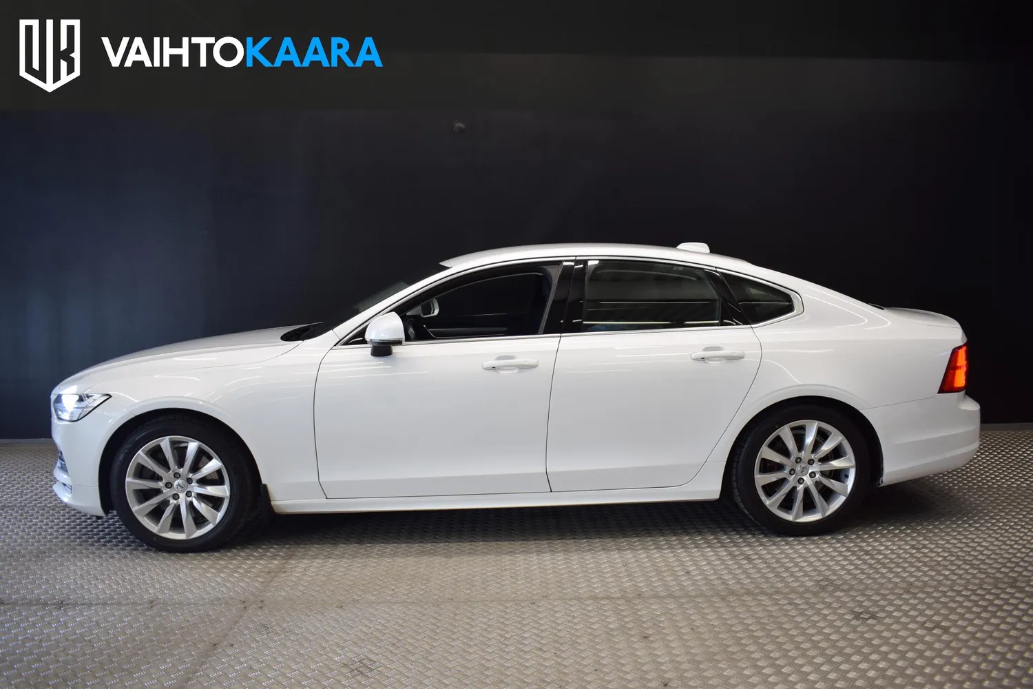 Volvo S90 D5 AWD Business aut 2019, kuva 3/27