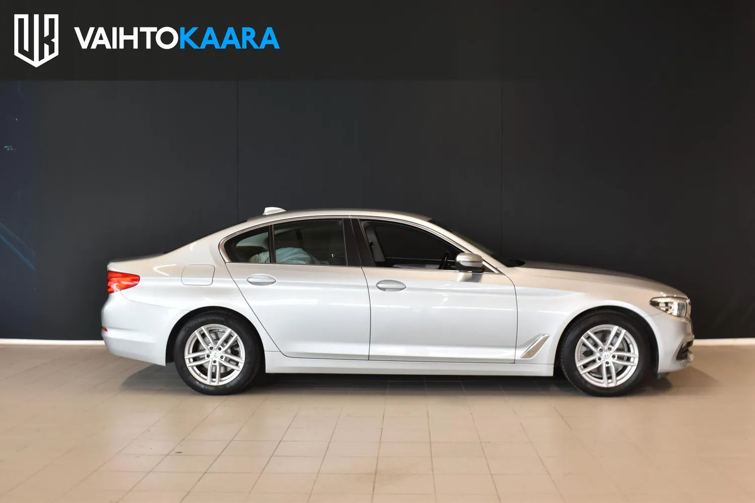 BMW 520 2017, kuva 7/26