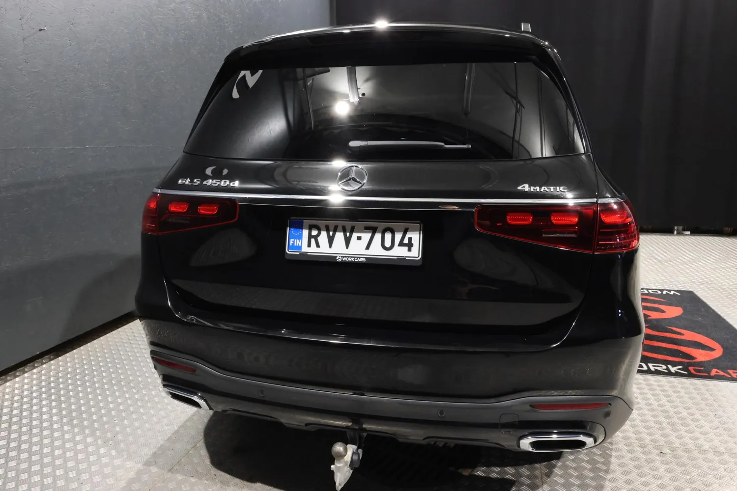 Mercedes-Benz GLS 2024, photo 6/46