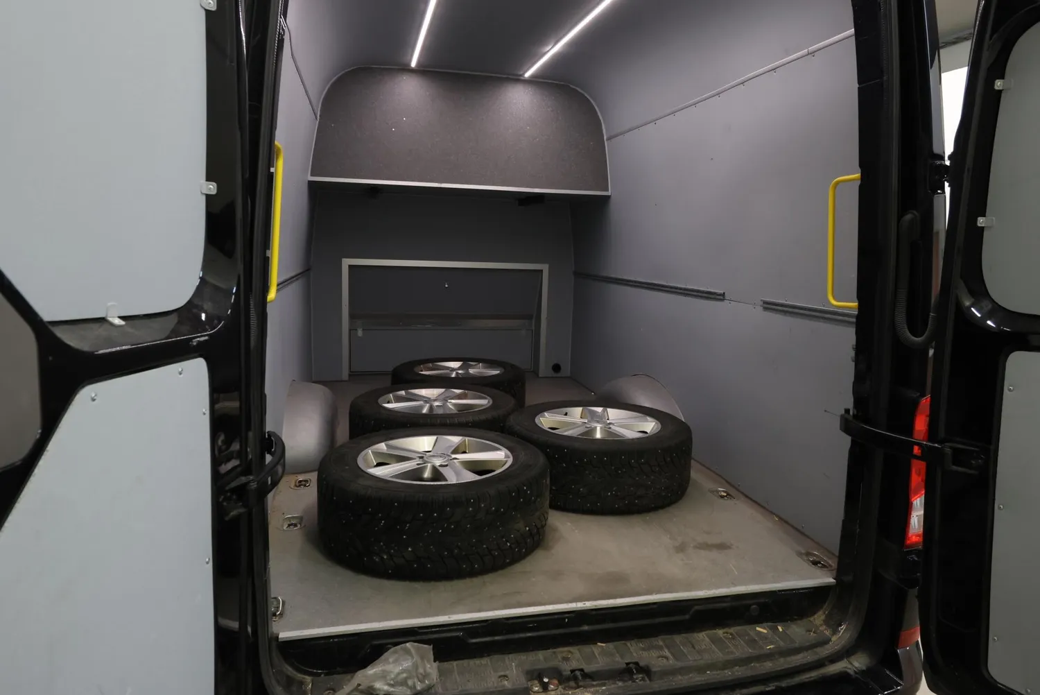 Volkswagen Crafter 2024, bild 7/29